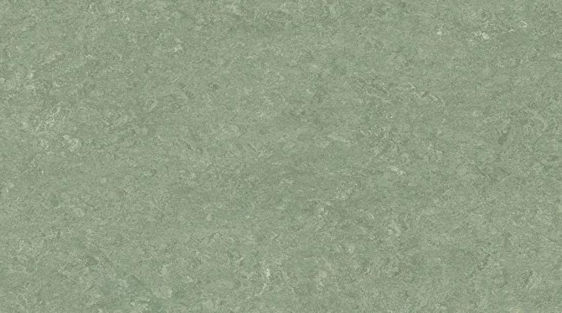 Натуральный линолеум Gerflor Marmorette 0043 Leaf Green
