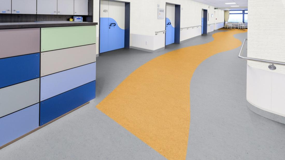 Натуральный линолеум Gerflor Marmorette 0072 Golden Yellow