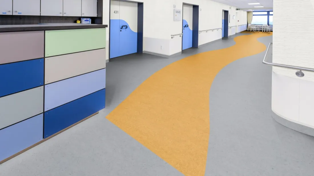 Натуральный линолеум Gerflor Marmorette 0072 Golden Yellow