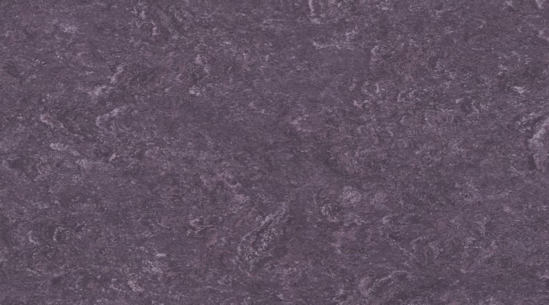 Натуральный линолеум Gerflor Marmorette 0128 Violet
