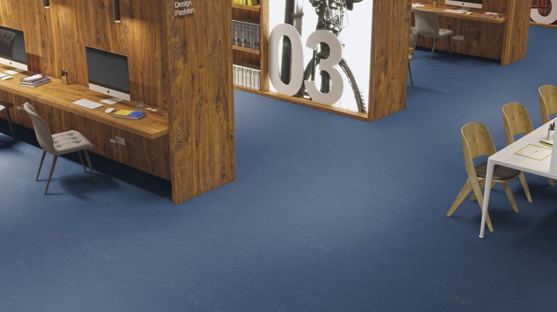 Натуральный линолеум Gerflor Marmorette 0224 Mystery Blue