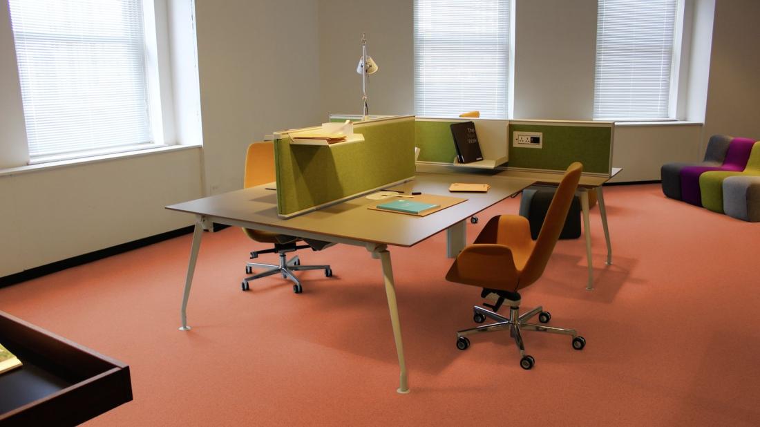 Коммерческий линолеум Gerflor Mipolam Affinity 4455 Orange Sunlight