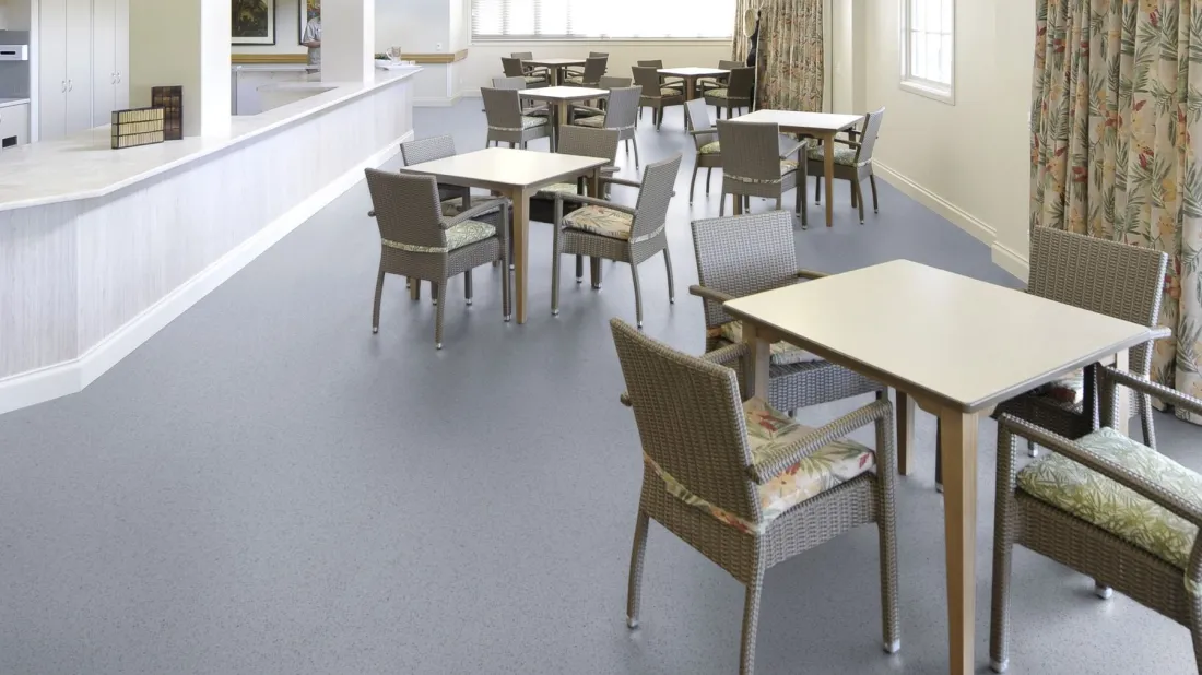 Токопроводящий линолеум Gerflor Mipolam EL7 EV 4110 Violet Grey
