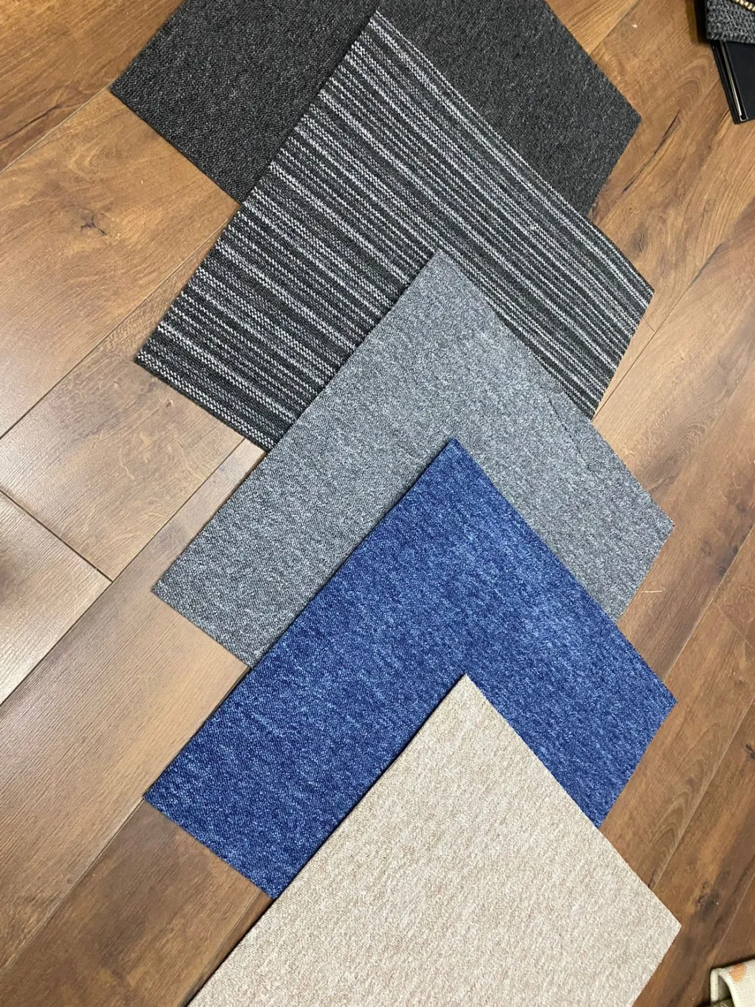 Ковровая плитка Bonkeel Space Blue